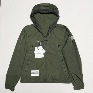 Moncler mens green light jacket size 2 M medium